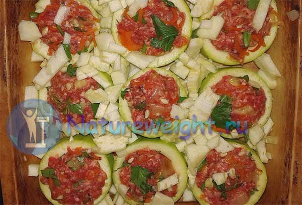 кружки кабачка с начинкой на противине 