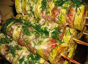 кабачки на шпажках