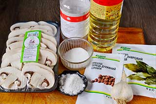 шампиньоны, сахар, соль, перец