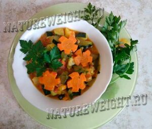 Овощное рагу с кабачками и картошкой: рецепт с морковными звездочками